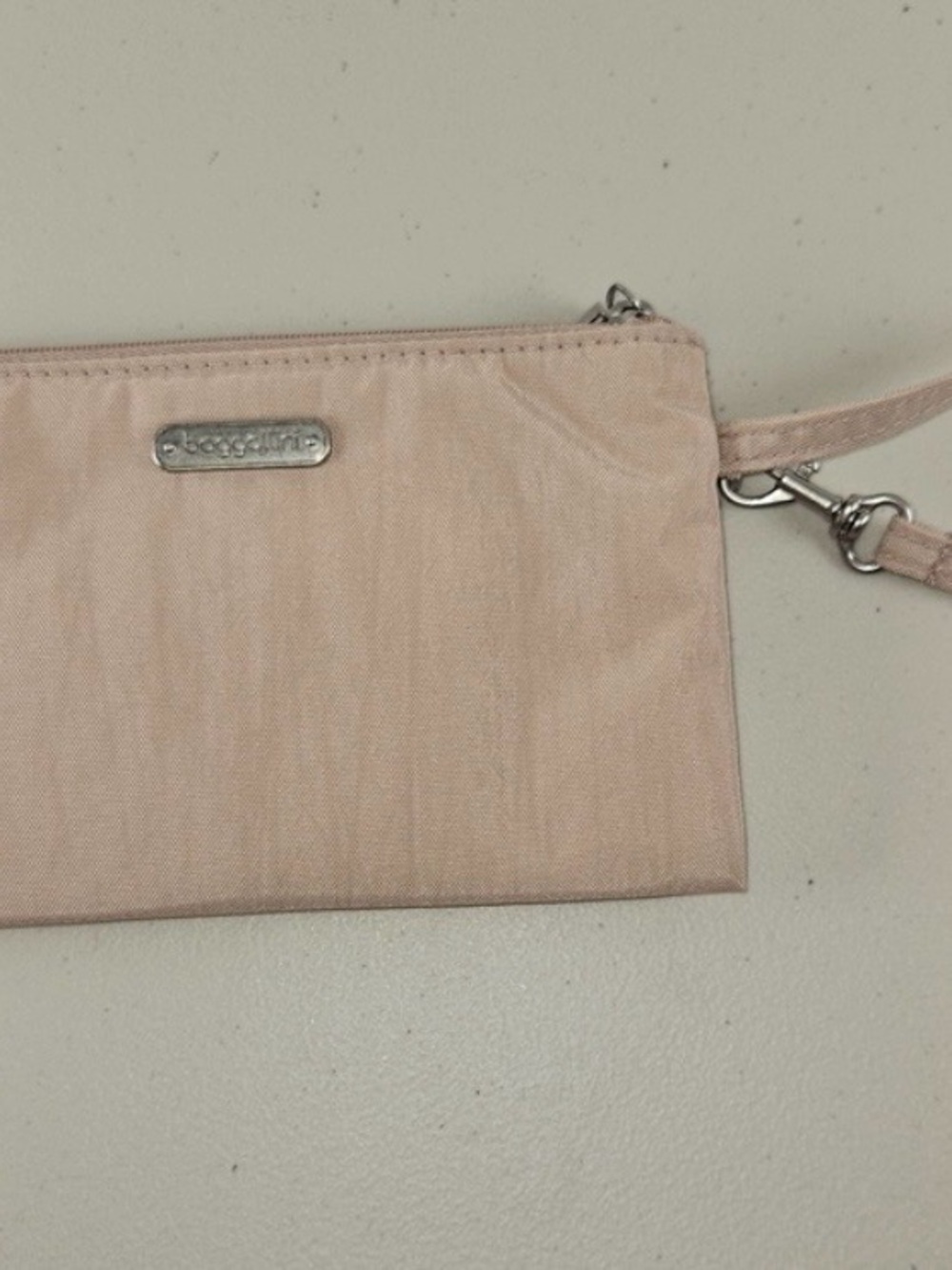 NWT Baggallini Blush Pink Wristlet Pouch Water Repellent, RFID Protected - Picture 2 of 10